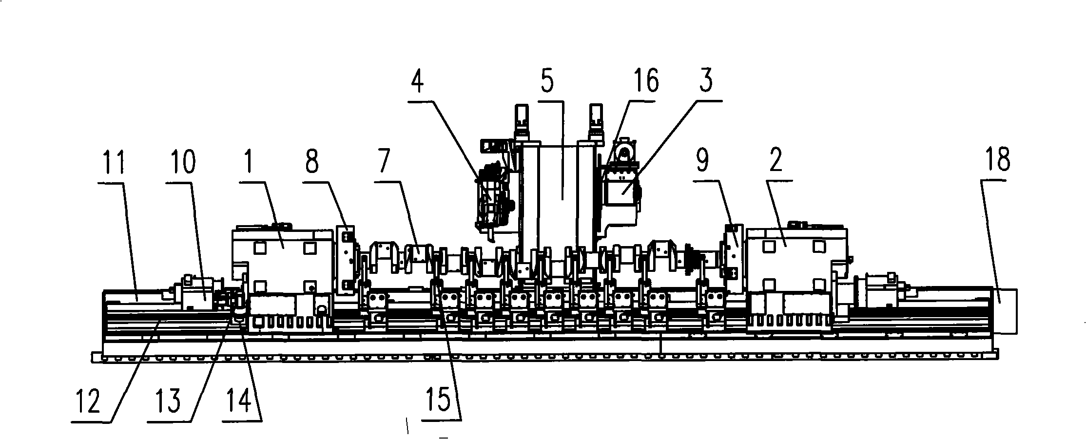 Integral structure of a turn-milling complex machining center