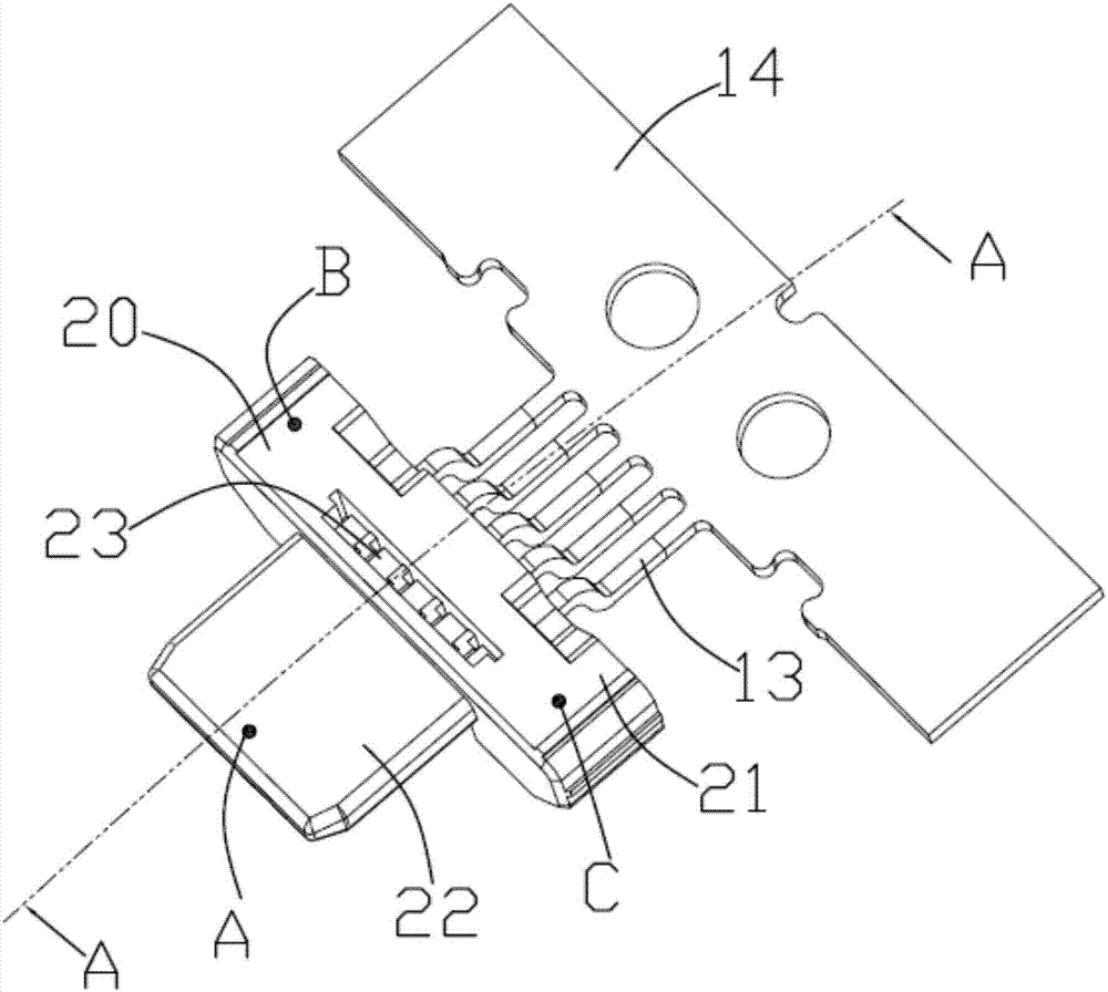 USB socket and injection molding method thereof