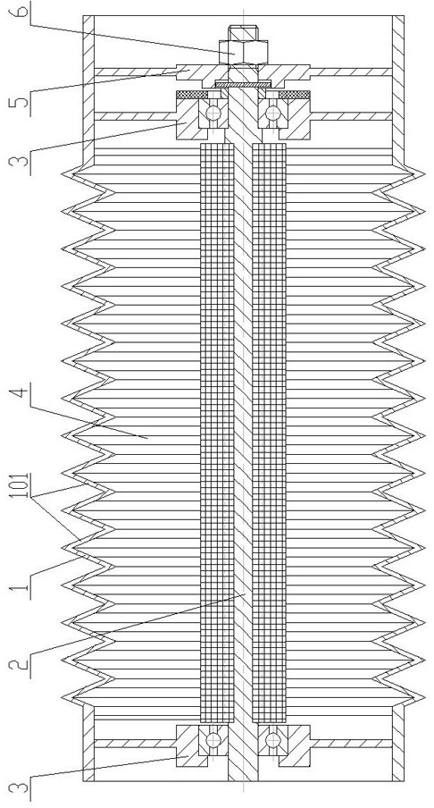 Filter element with automatic brushing function