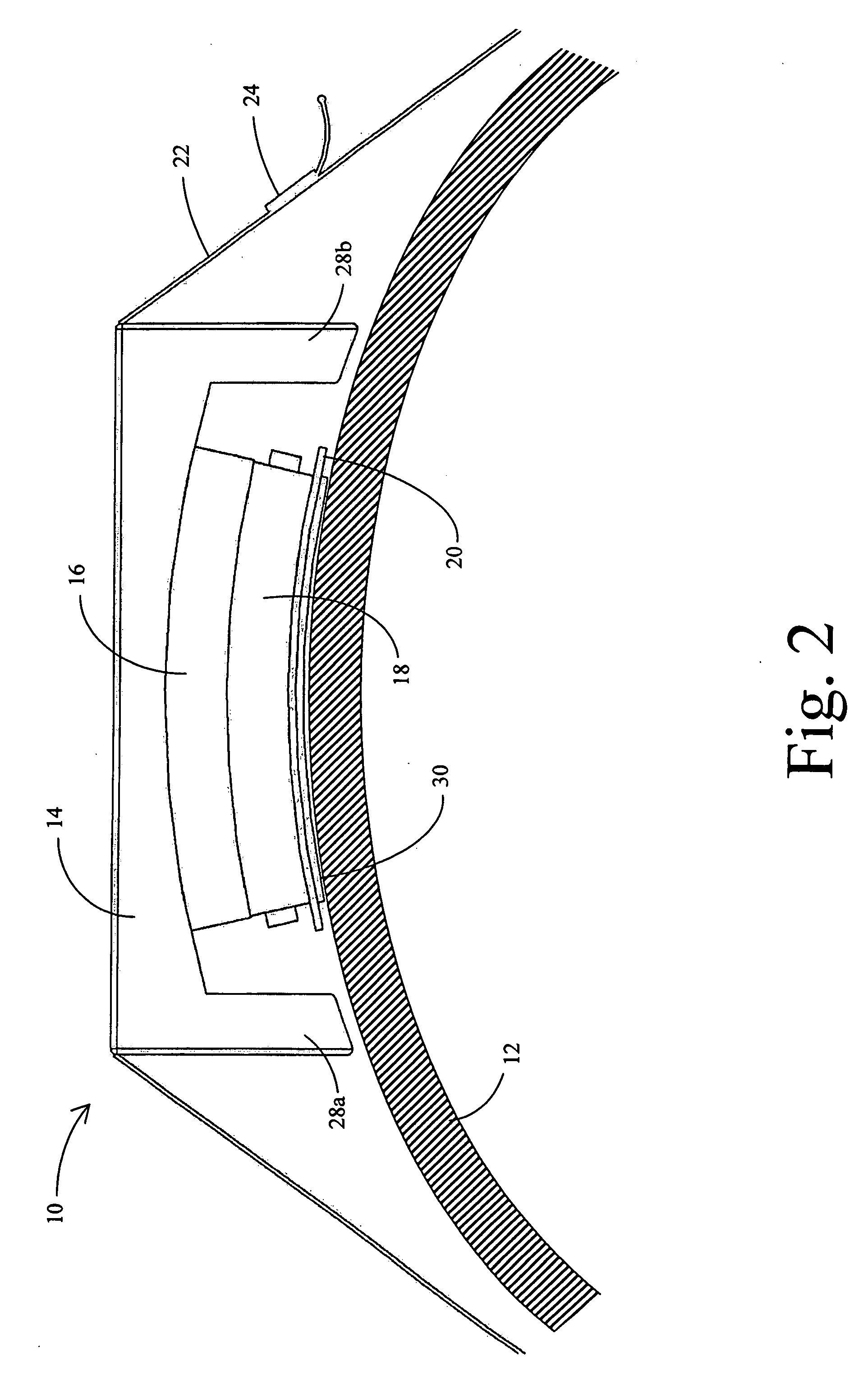 Method and device for long-range torsional guided-wave inspection of piping with a partial excitation and detection around the pipe circumference