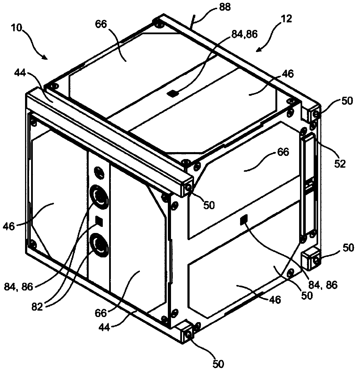 Small satellite capable of formation flying, and formation of multiple small satellites