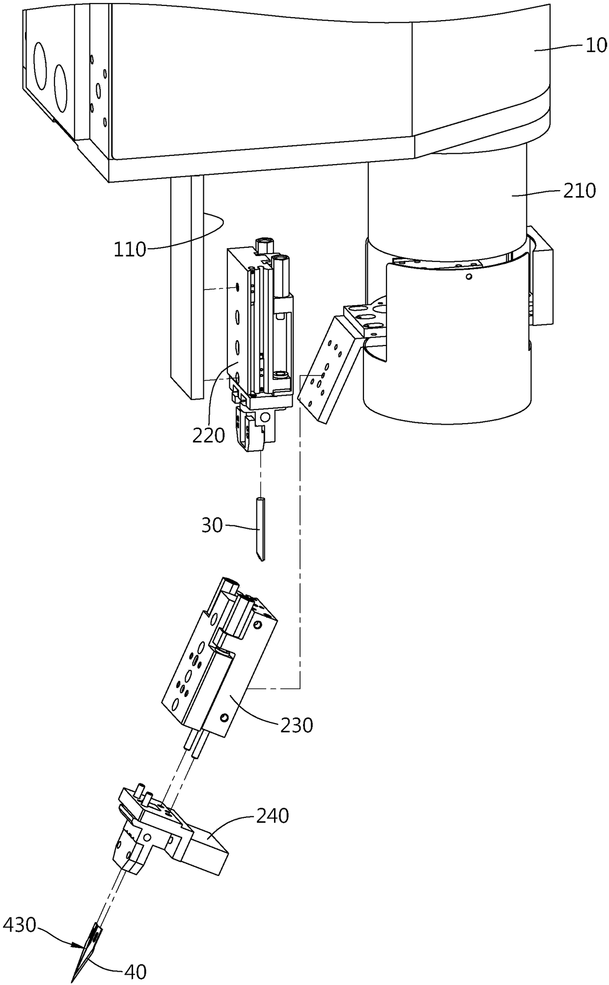 Film slitting device and film slitting method