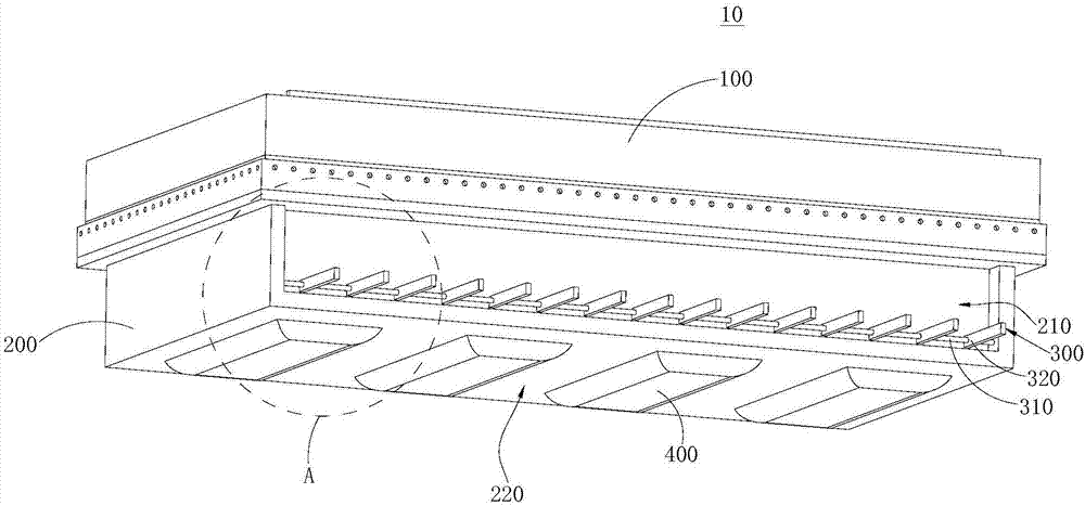 Efficient heat dissipating lamp