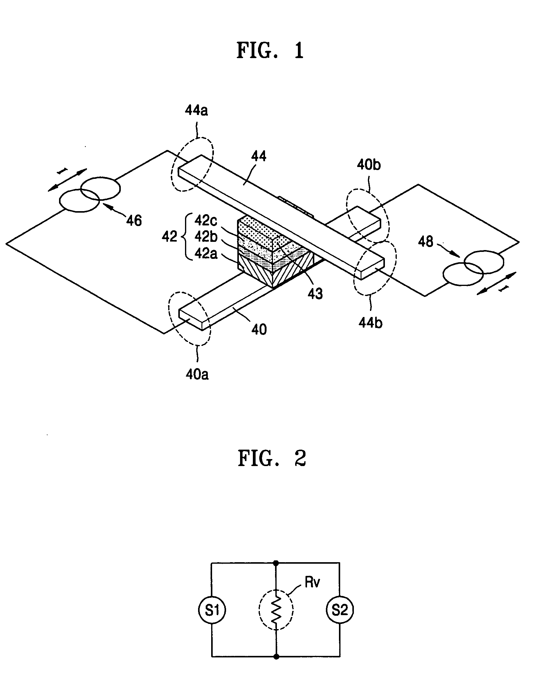 Magnetic logic device and methods of manufacturing and operating the same