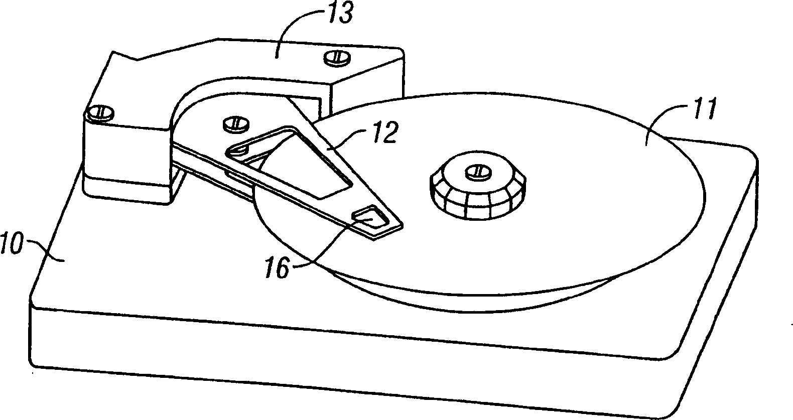 Static microactuator with electric insulative movable portion and related driving circuit