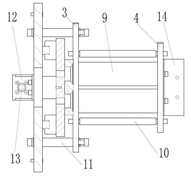 Automatic arranging device for chip injection molding machine