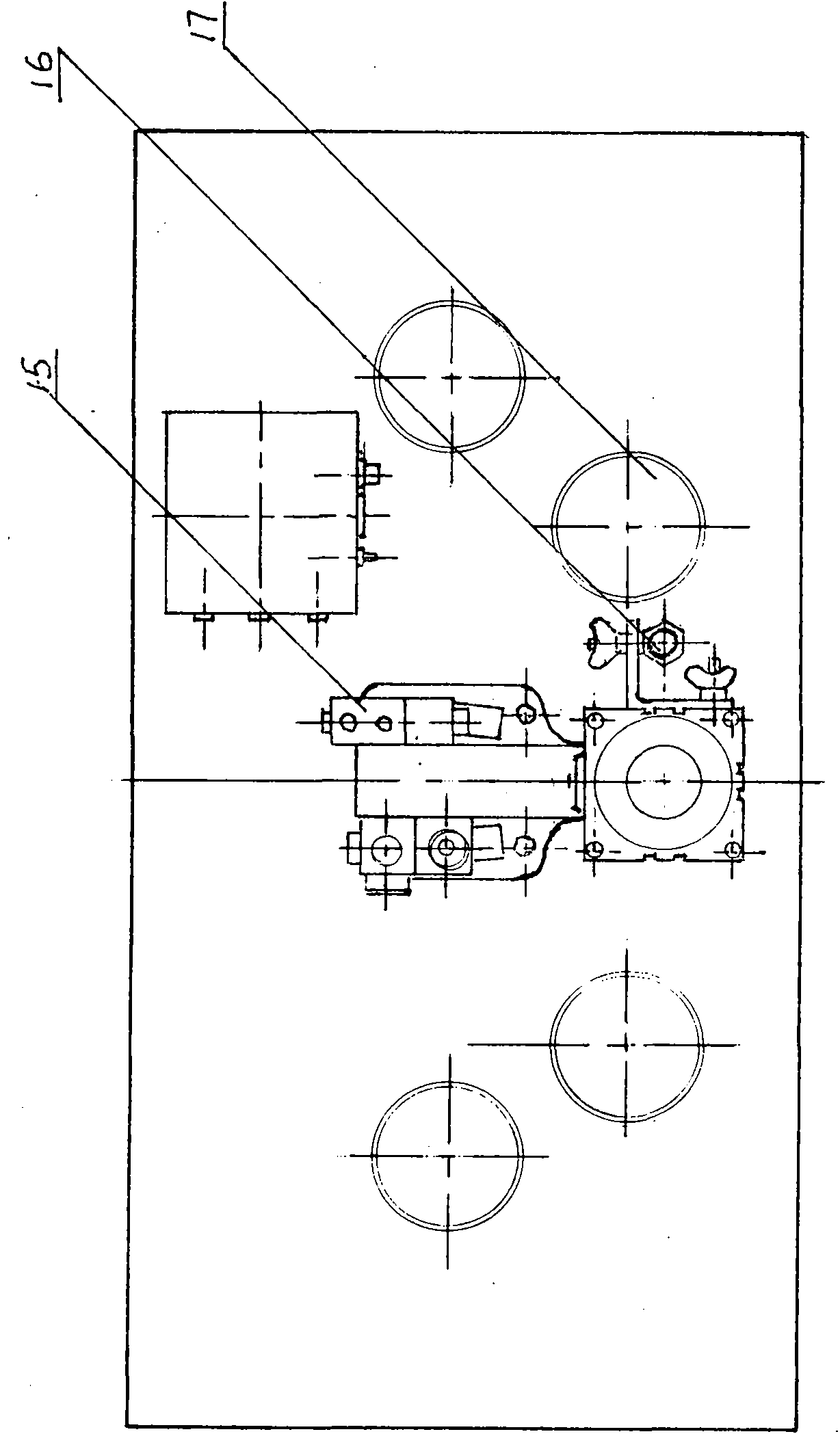 Pneumatic button sewing machine