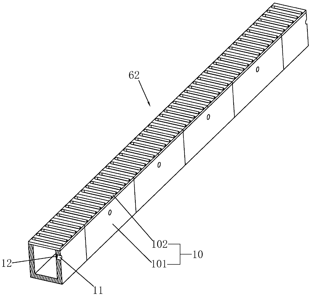 Municipal road structure and construction method thereof.