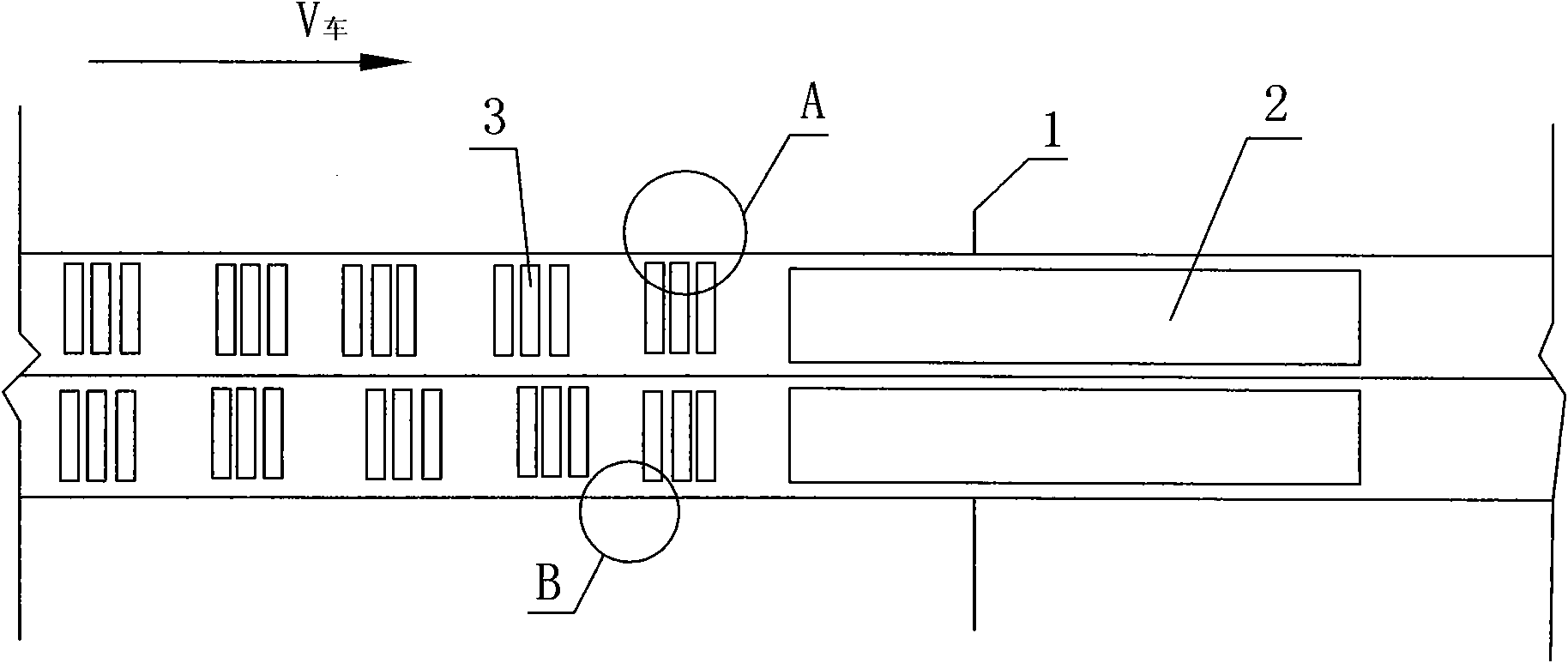 Deceleration and antiskid marked line suitable for entrance and exit sections of tunnel