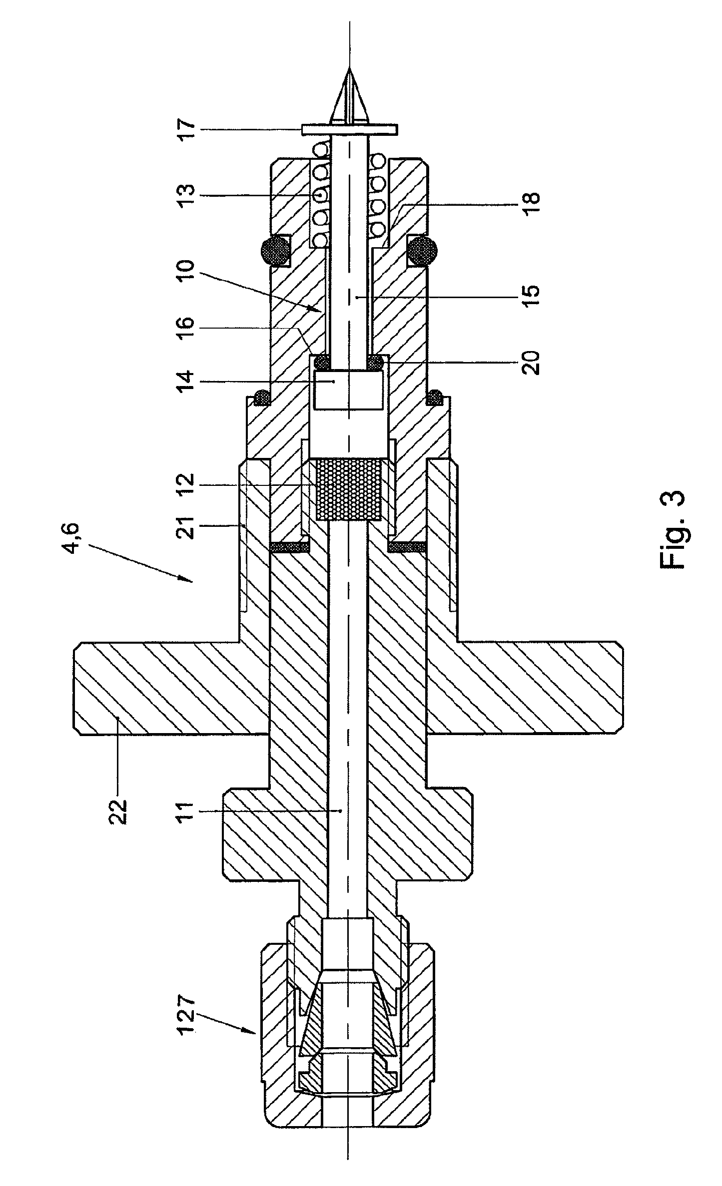 In-line filter with quick-change coupling and a filter