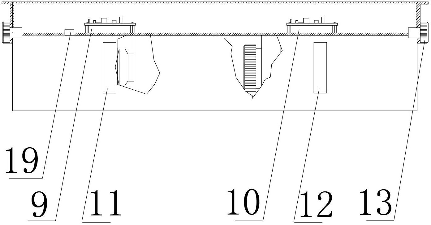 Continuous reflection type laser detection device