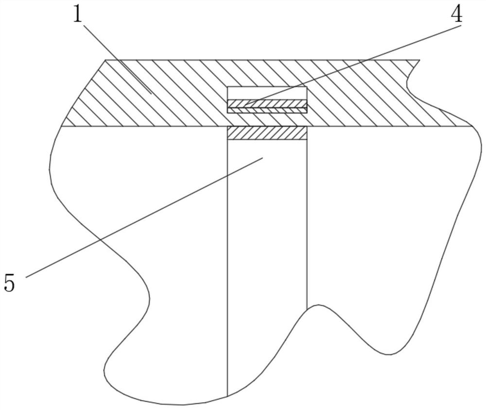 Self-generating tire with static electricity removing function