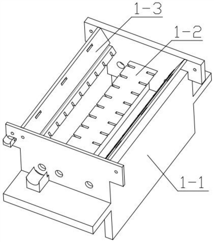 Tree section peeling device