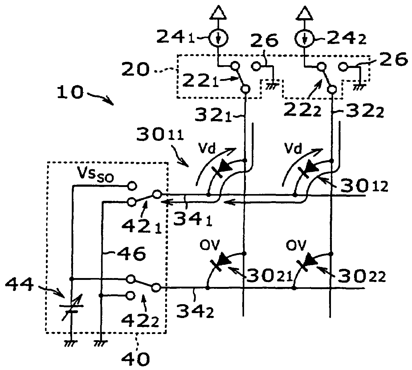 Organic EL display device and method of driving the device