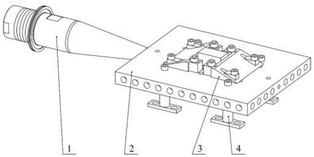 A unidirectional ultrasonic vibration platform with adjustable clamps and its operating method