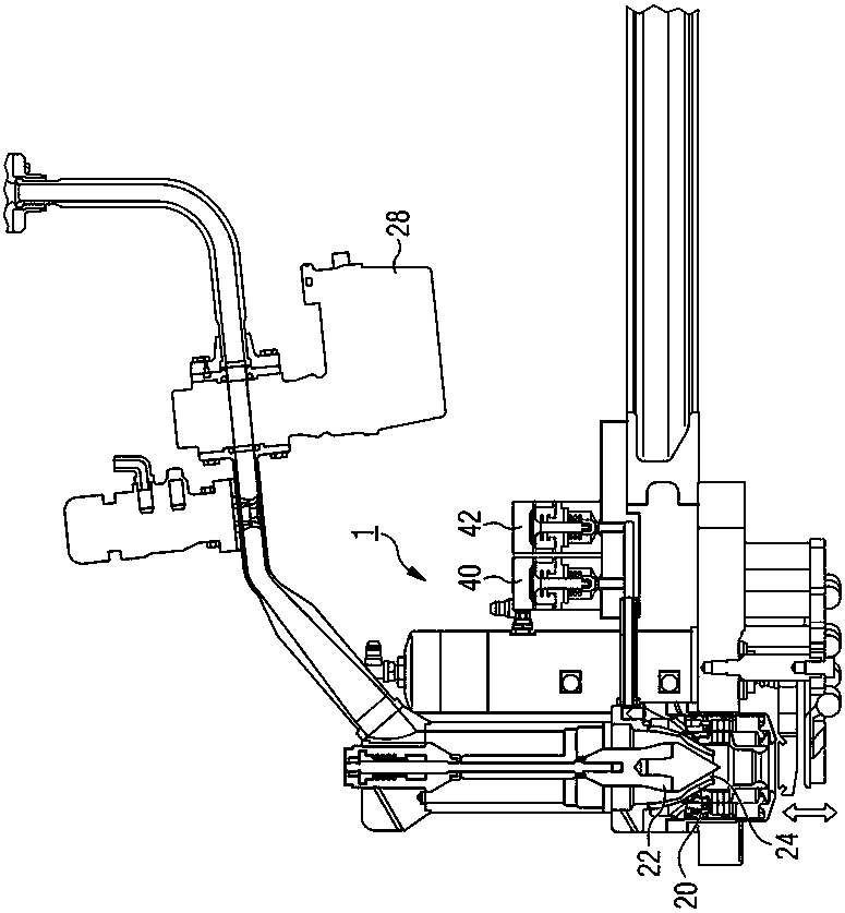 Device and method for filling container with filling product