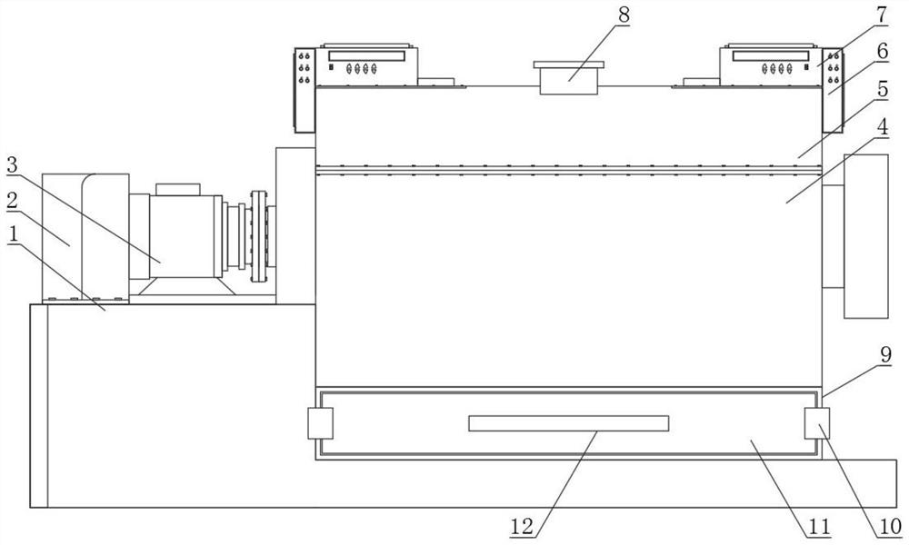 Filtering centrifugal machine with overturning cleaning type sieve plate and method