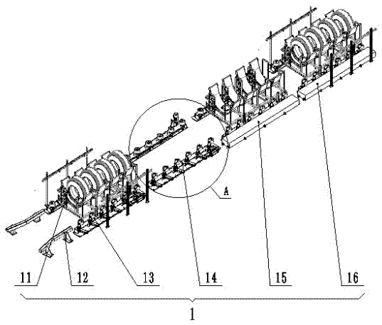 Centralized type automatic tyre interior spraying machine and achieving method thereof