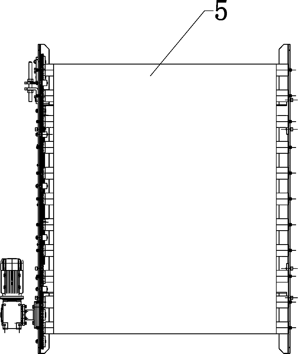 Material conveying device for ore dressing