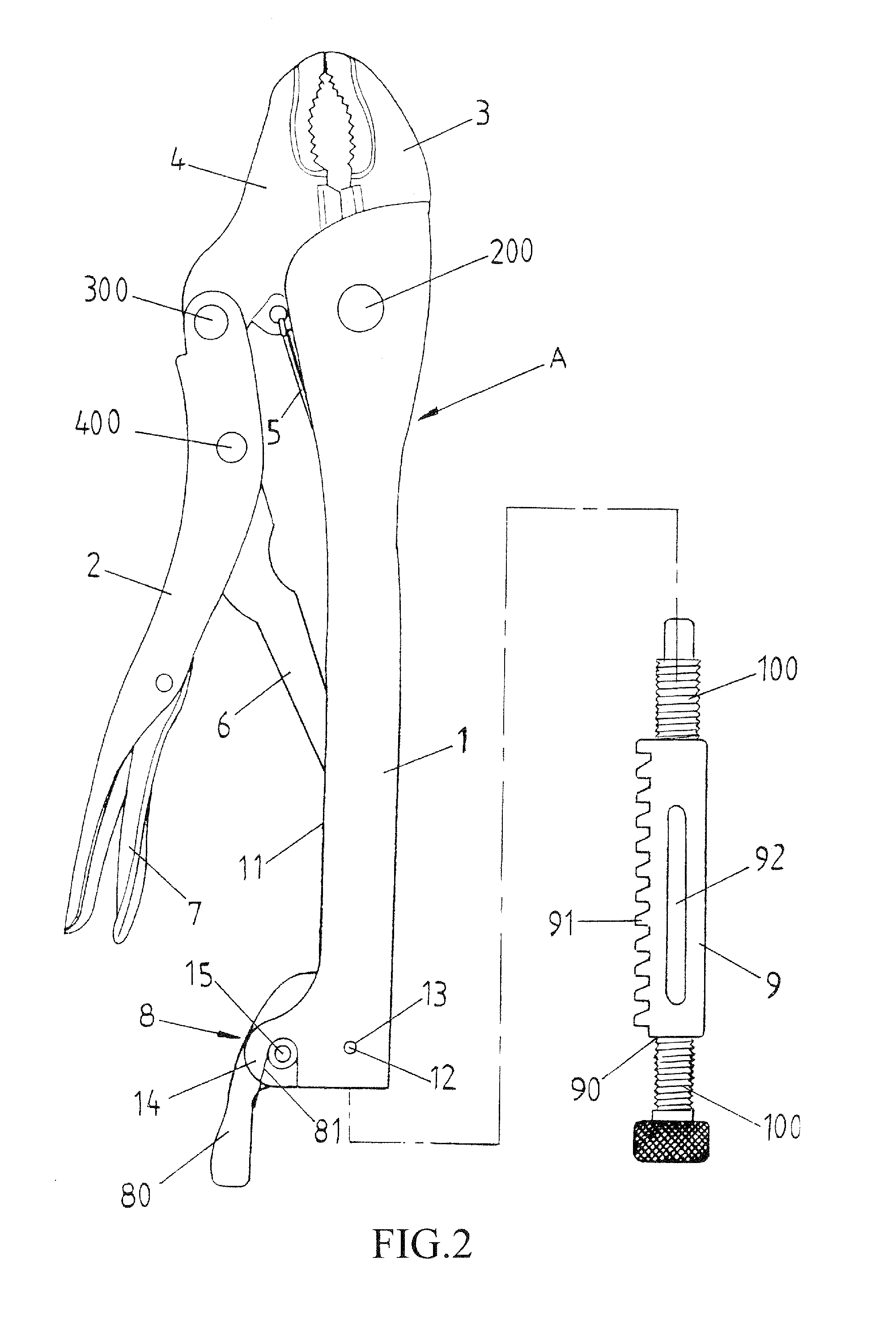 Locking pliers having both fast and fine adjustment to jaw spacing