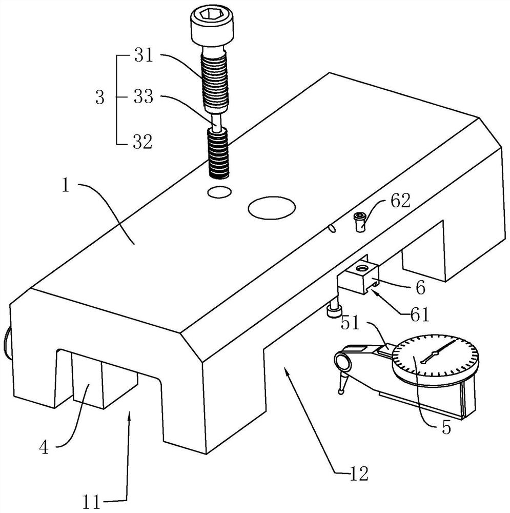 A high-precision guide rail correction device