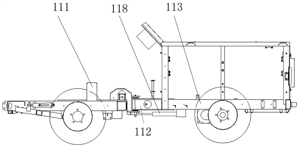 Hinged type cleaning robot and cleaning system thereof