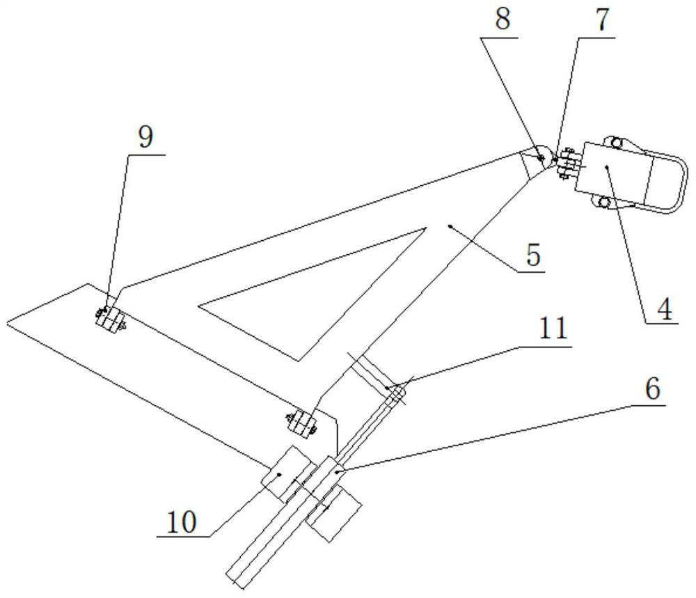 Connecting device for bridging motorboat and belt type pontoon bridge