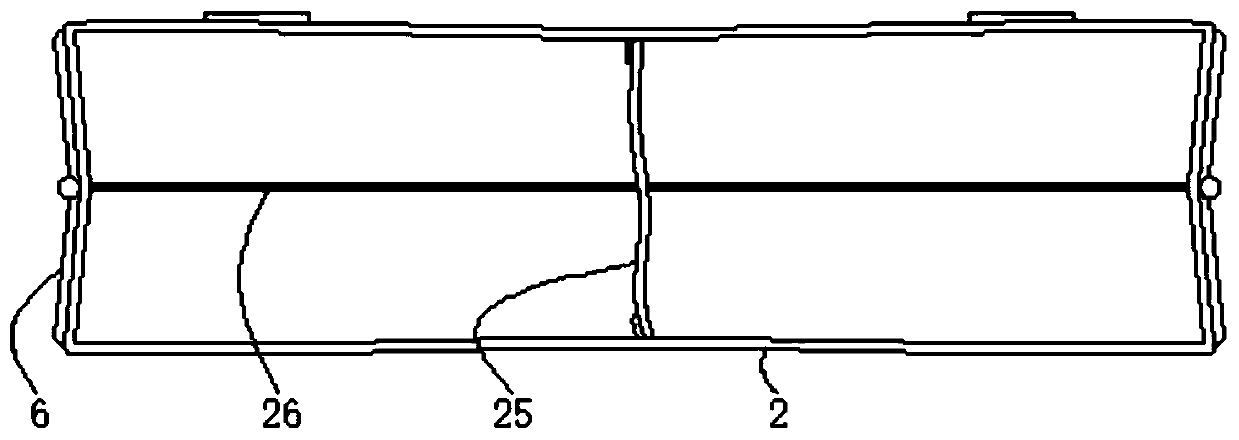 Portable tea leaf collecting device and method for picking in tea mountain