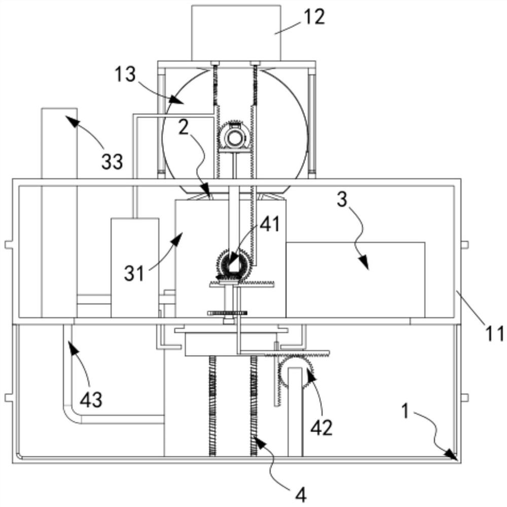 Shell breaking and screening integrated device for peanuts