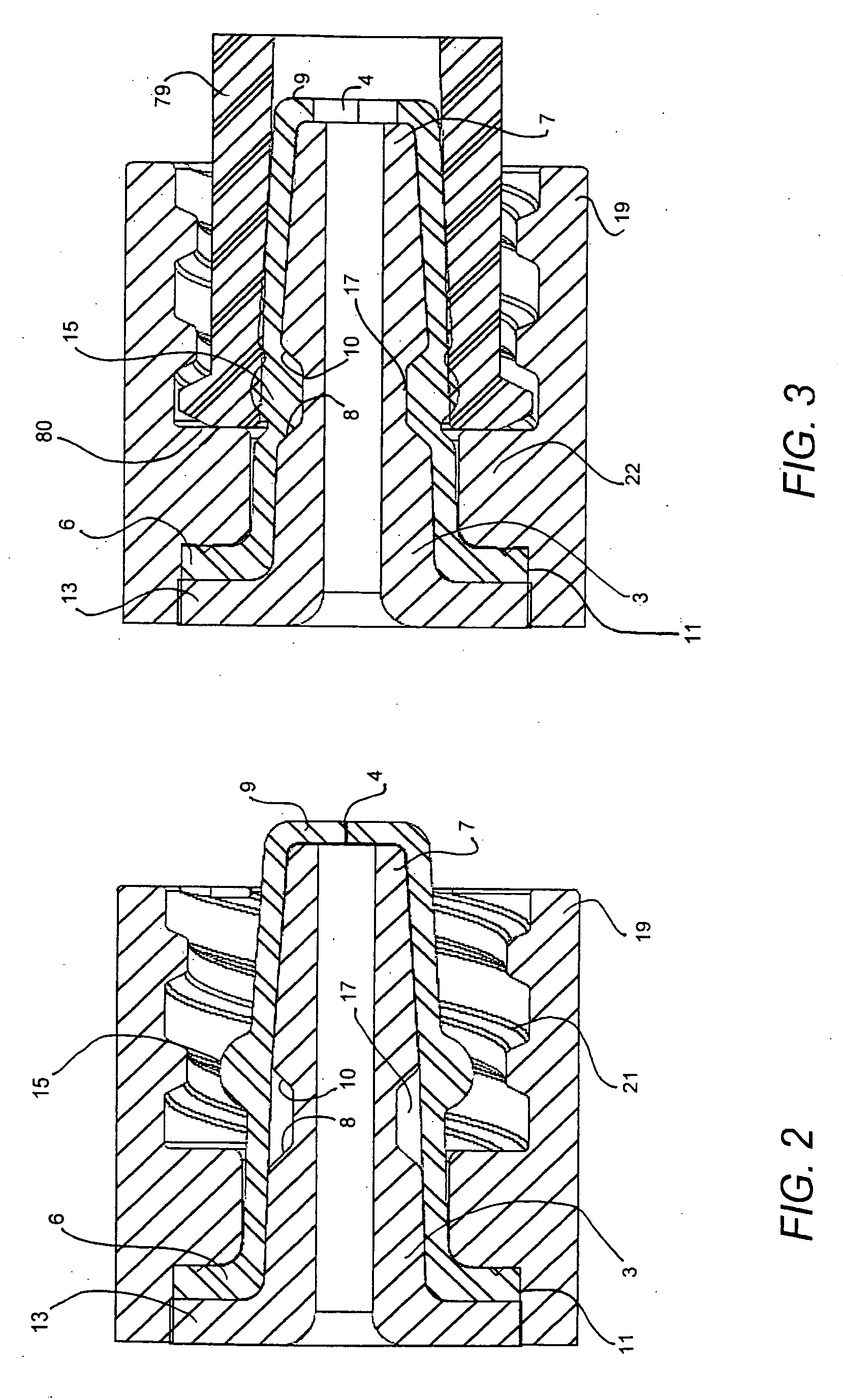 Valved fluid connector