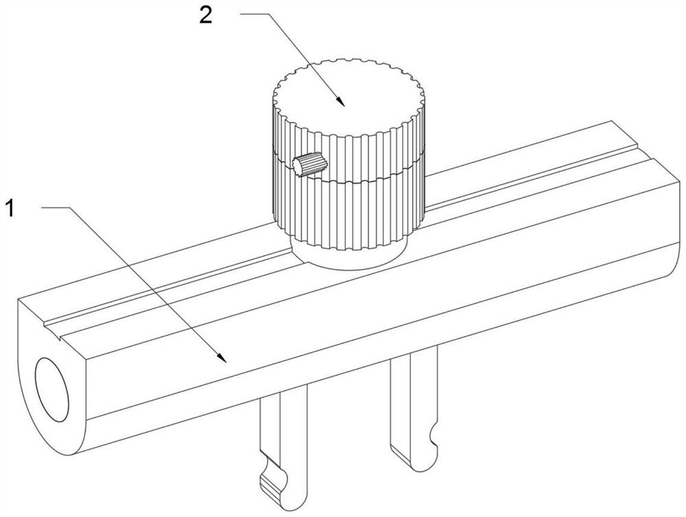 Chest distraction device for cardiothoracic surgery