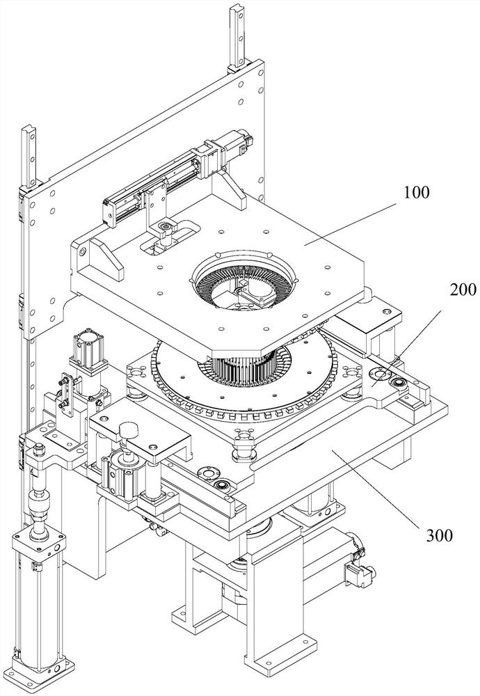 Device and method for twisting end of stator of flat wire motor