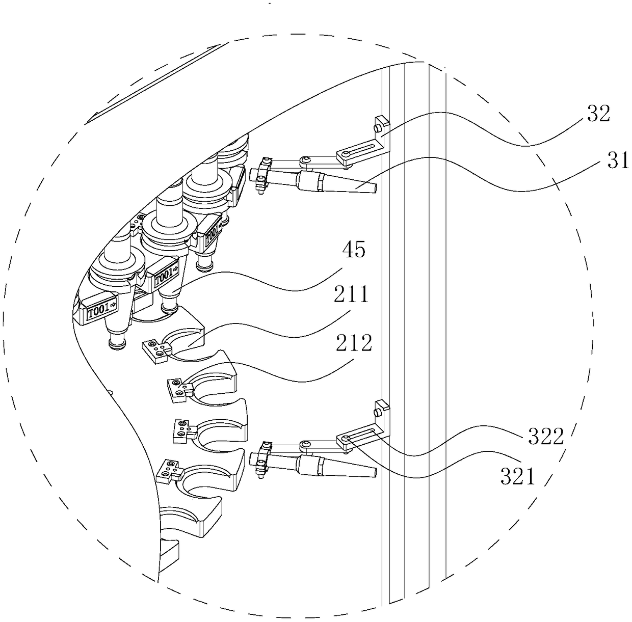 Rotating tool magazine and using method thereof