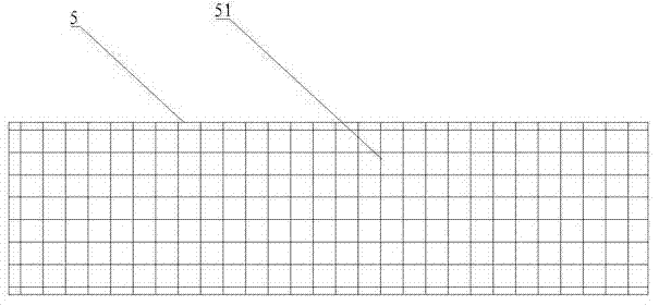 Continuous drying squeezing device for loose fibers