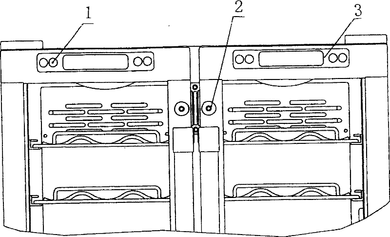 Double temperature double control wine cabinet and method for enhancing accuracy of temperature control