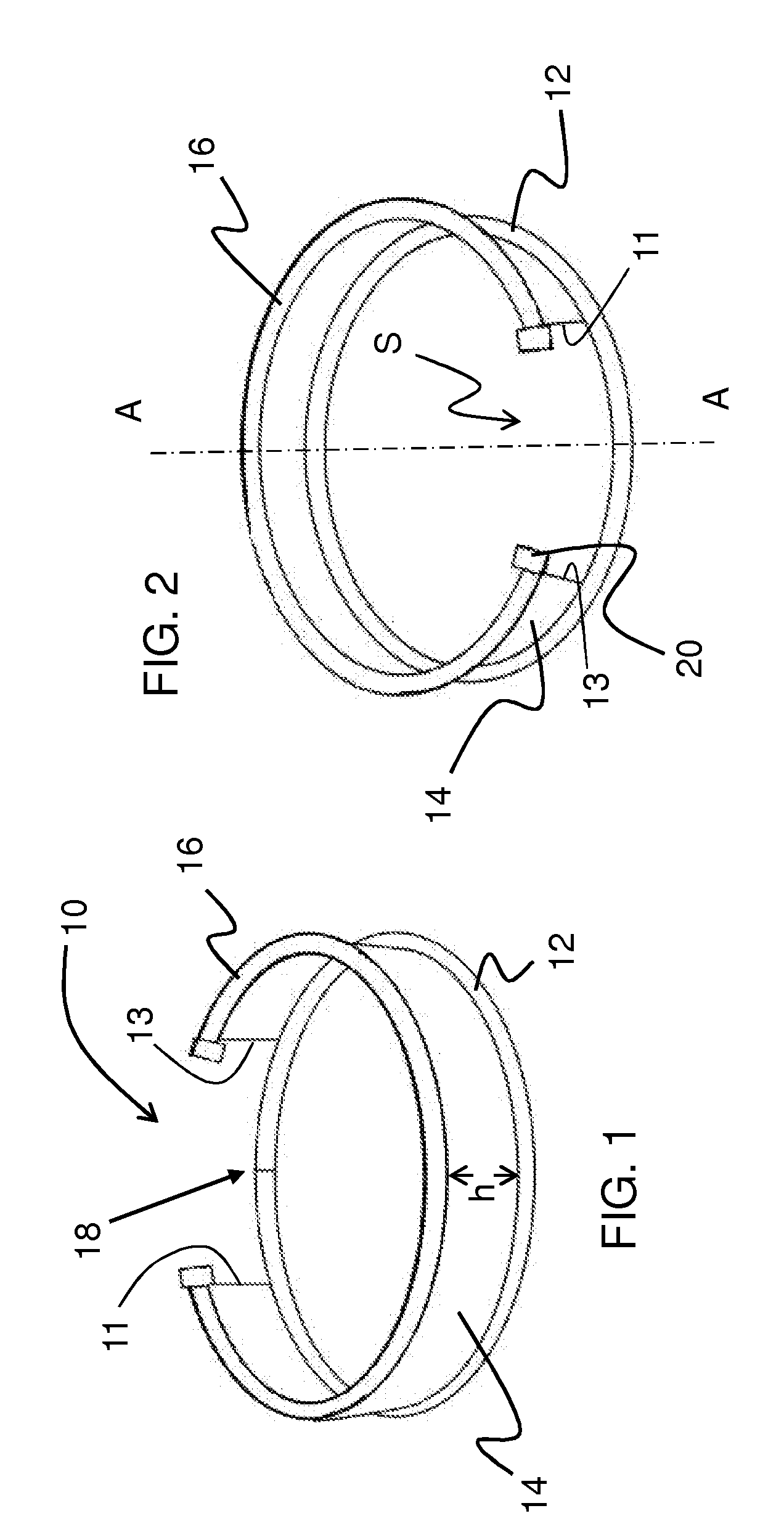 Splash guard for a floor cleaning machine