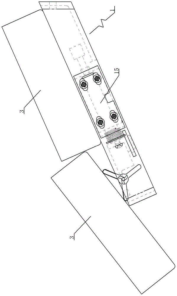 Medicine discharging device with overturning plate and ratchet type structure