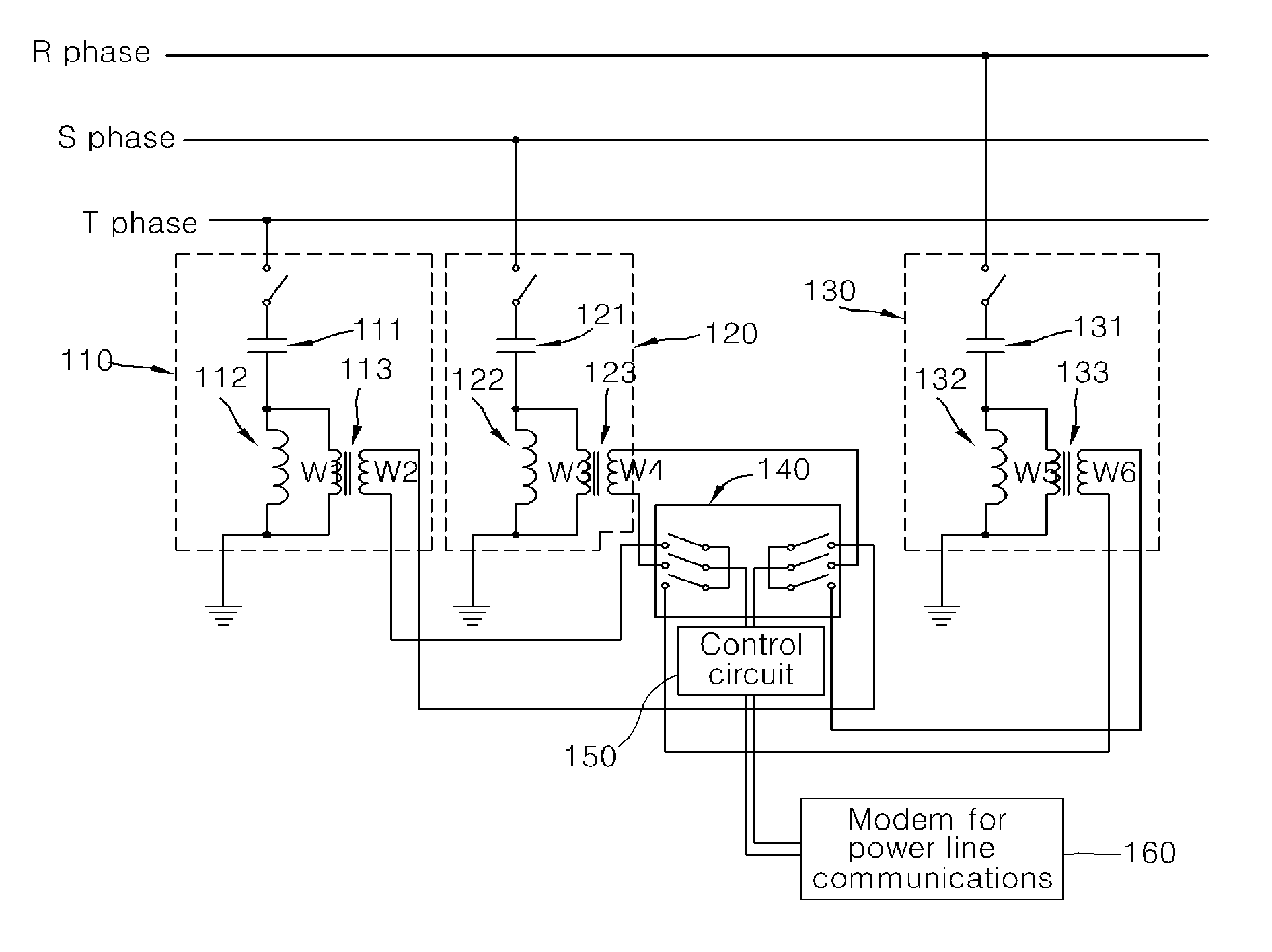 Signal Coupling Apparatus For Power Line Communications Using A Three-Phase Four-Wire Power Line