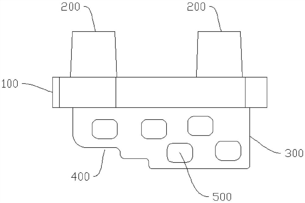 Dental implant and implanting method thereof