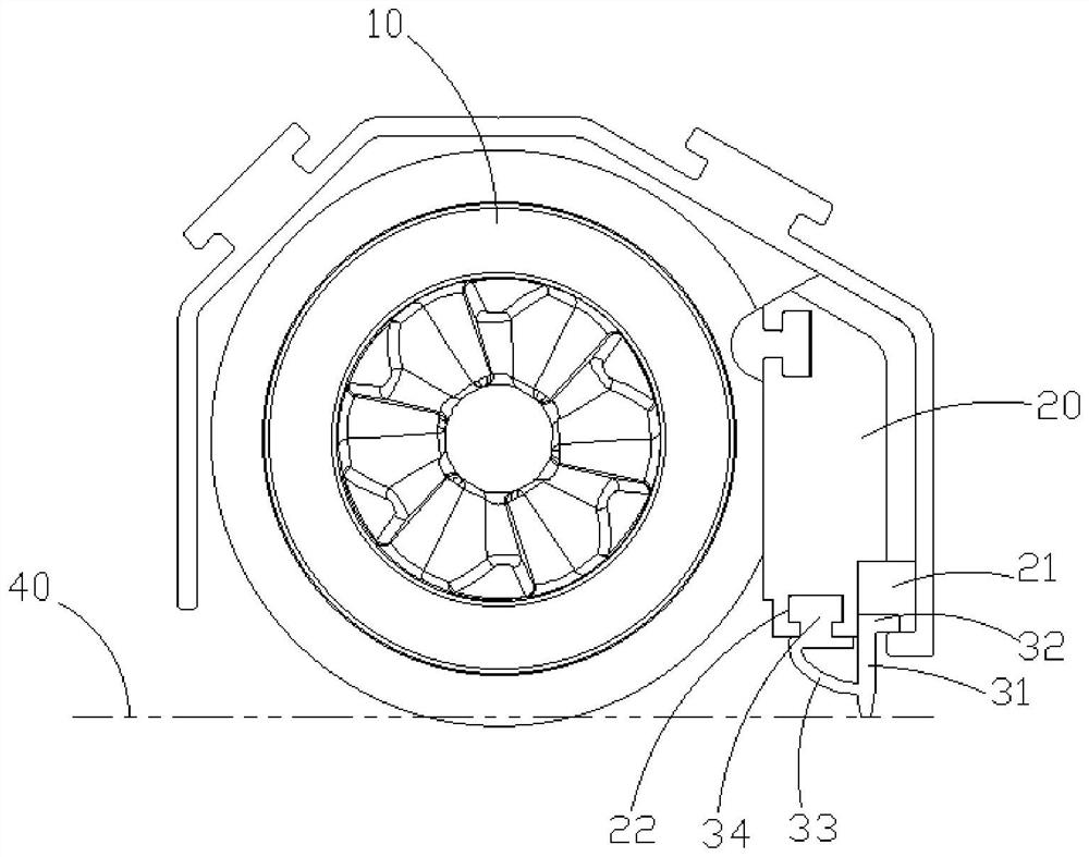 Scraper strip and cleaning device