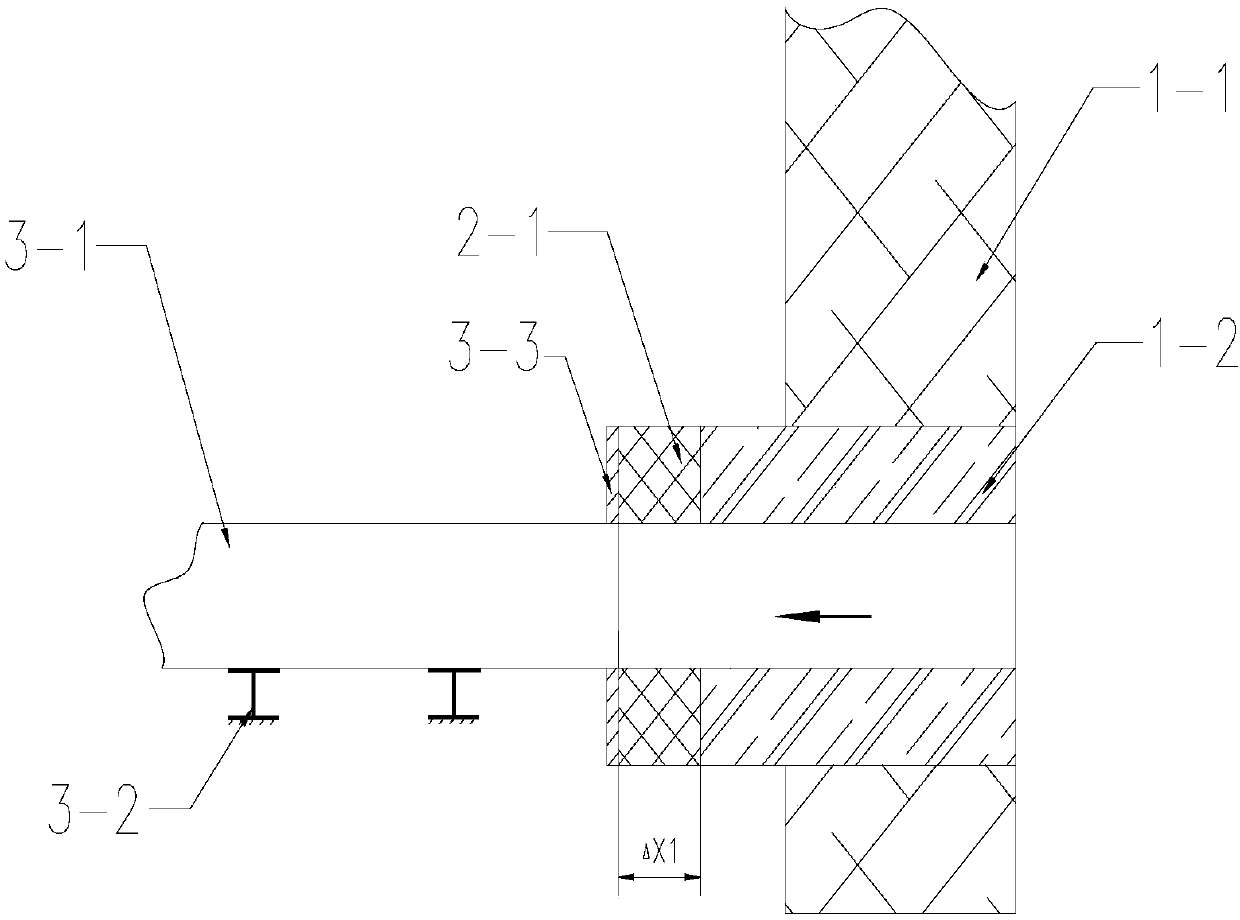 Flue gas outlet structure of glass kiln