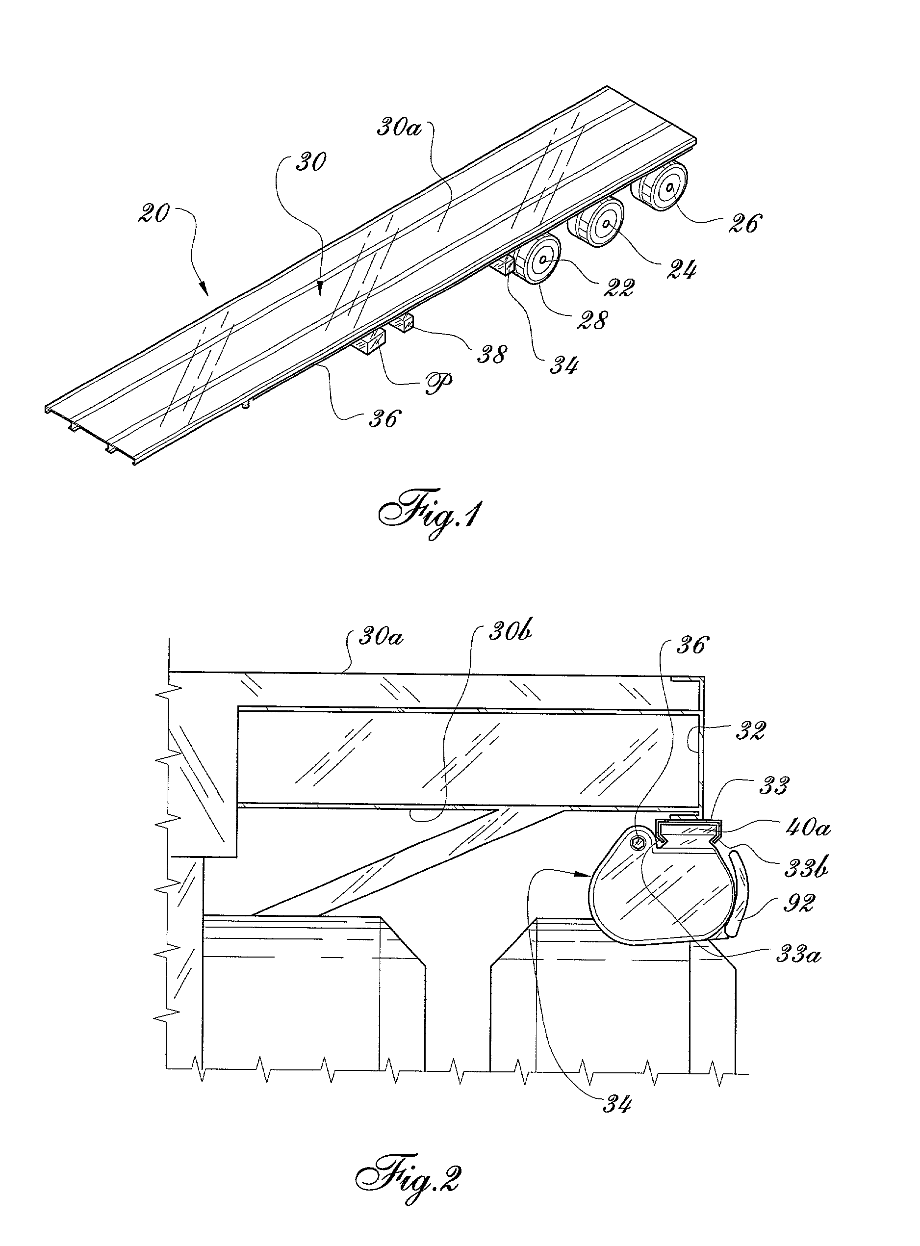 Clutch controled load-securing strap tensioning system for trailer