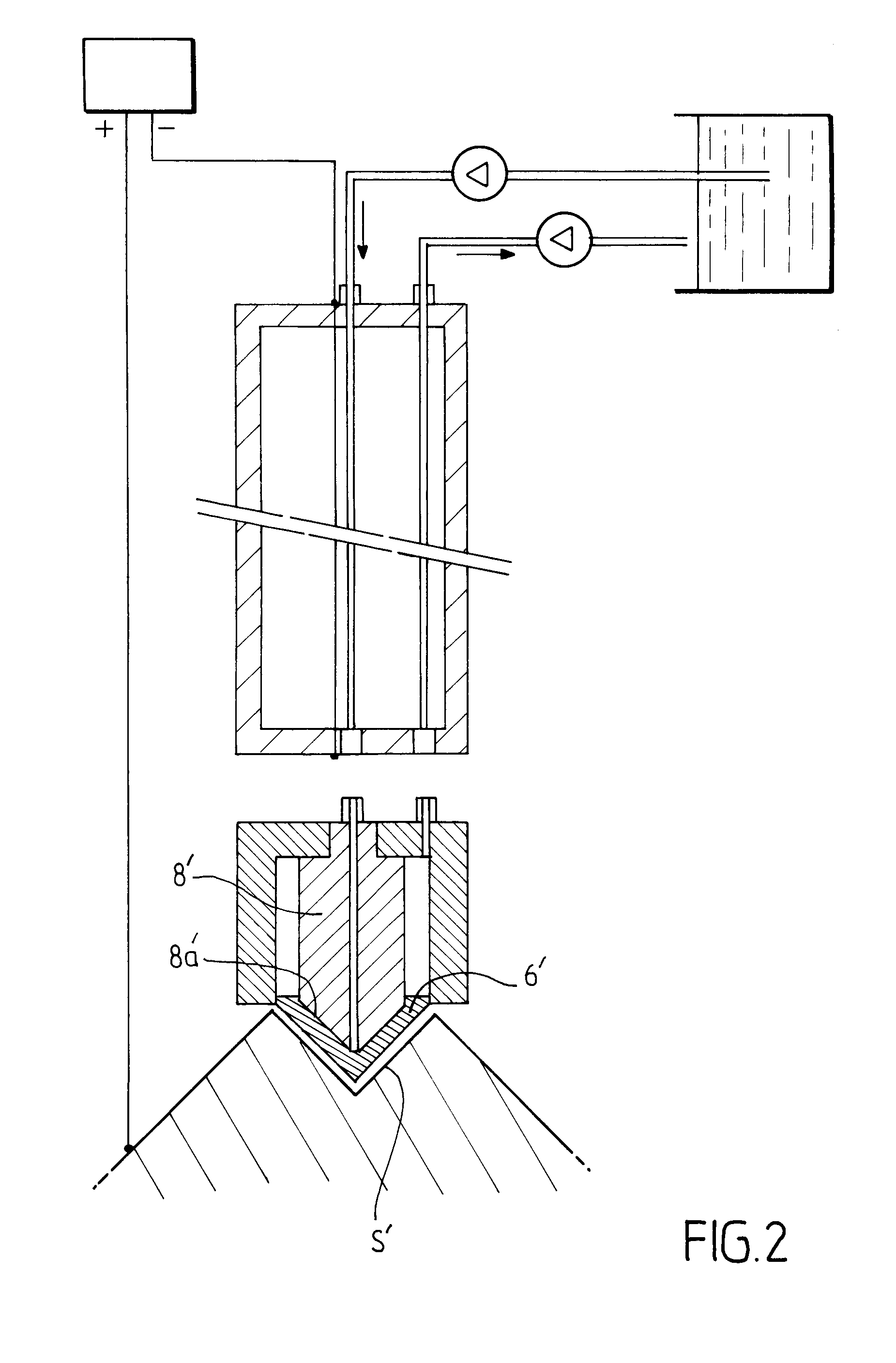 Device for electrochemical treatment, locally in particular, of a conductor substrate