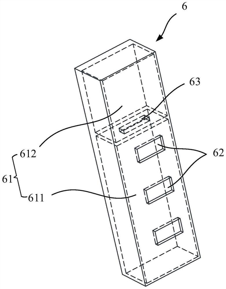 Sound attenuation structure and combustion chamber comprising same