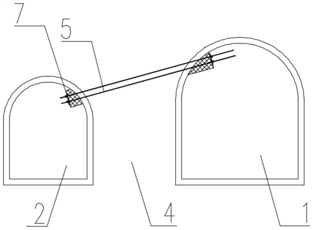 A kind of expansion method of underground tunnel from small section to large section