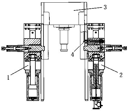 Split roller transverse movement device with oil-gas quick connection function