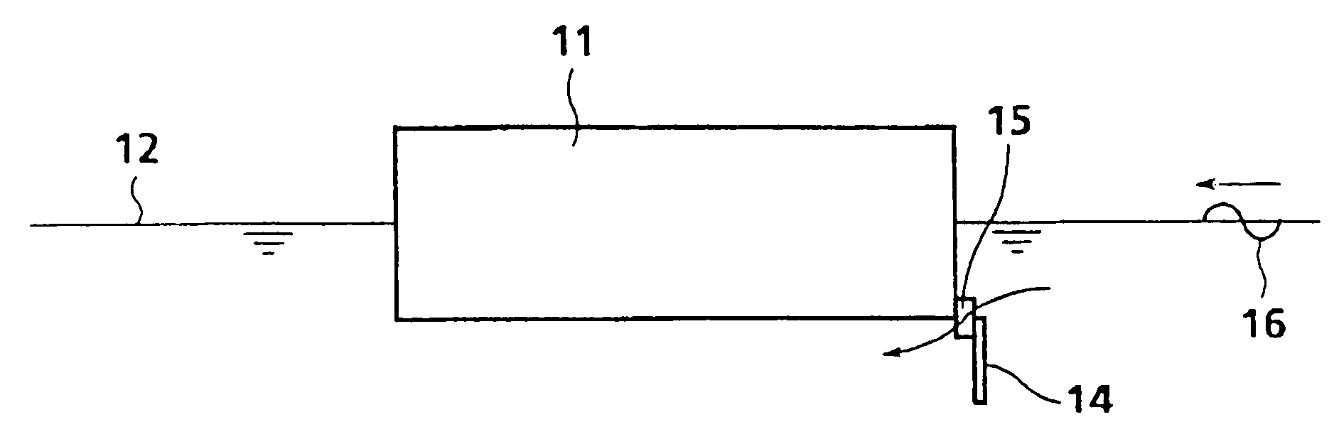 Motion reduction apparatus and floating body therewith