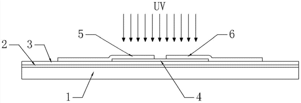 A transparent field-effect ultraviolet detector controlled by grid voltage and its preparation method