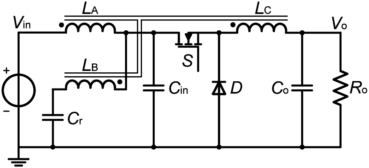 Magnetic integrated switching power supply capable of realizing low input/output current ripple