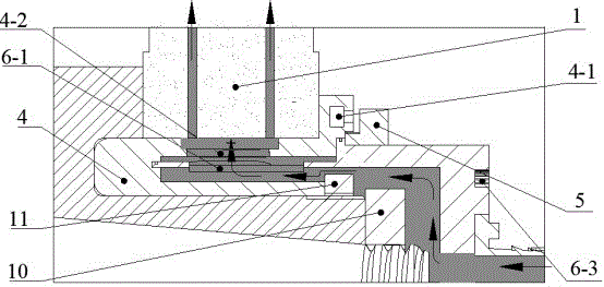 Grinding internal cooling system capable of automatically calibrating liquid supply position